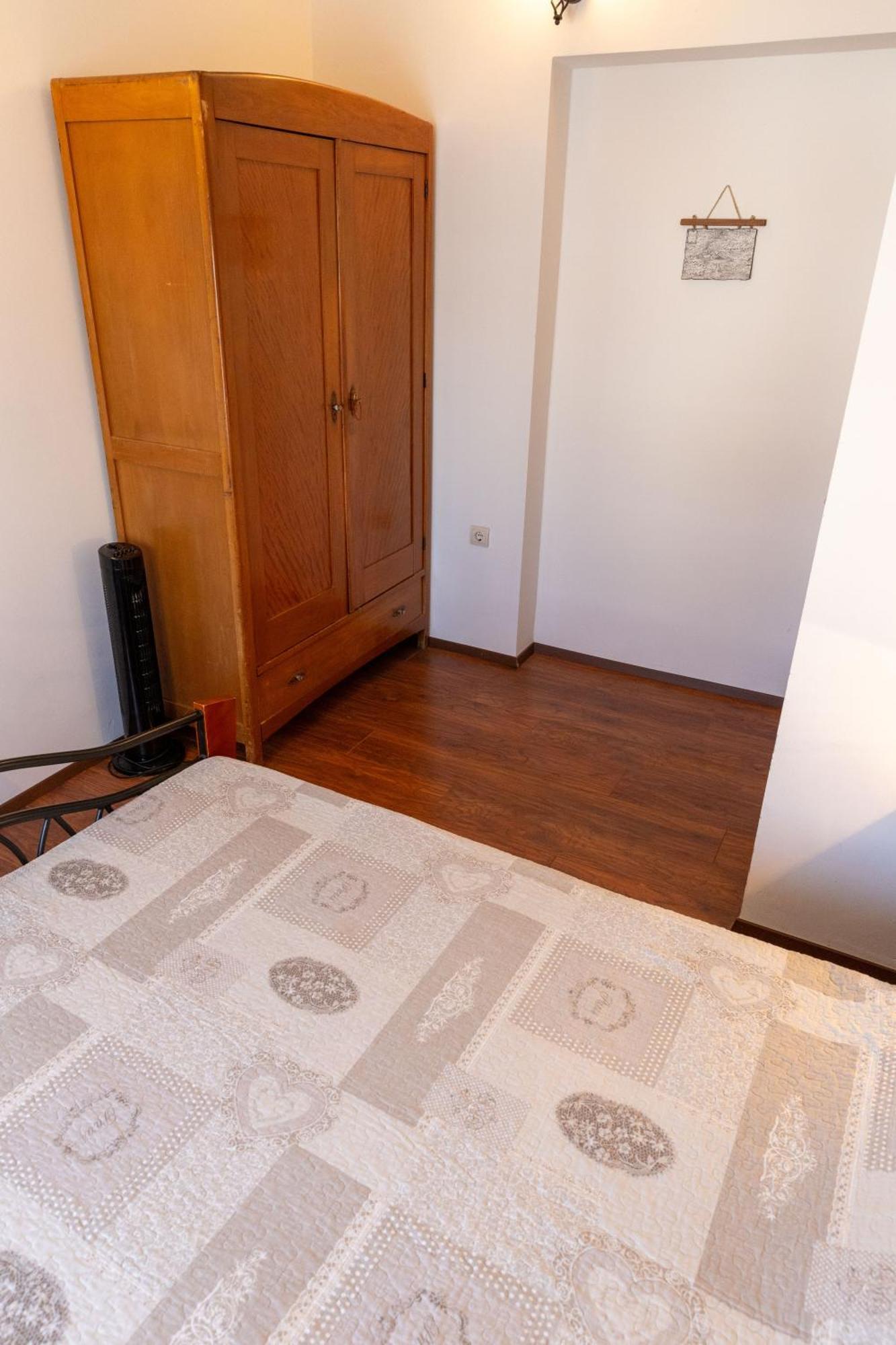 Apartmani Trlaja Vodice Zewnętrze zdjęcie