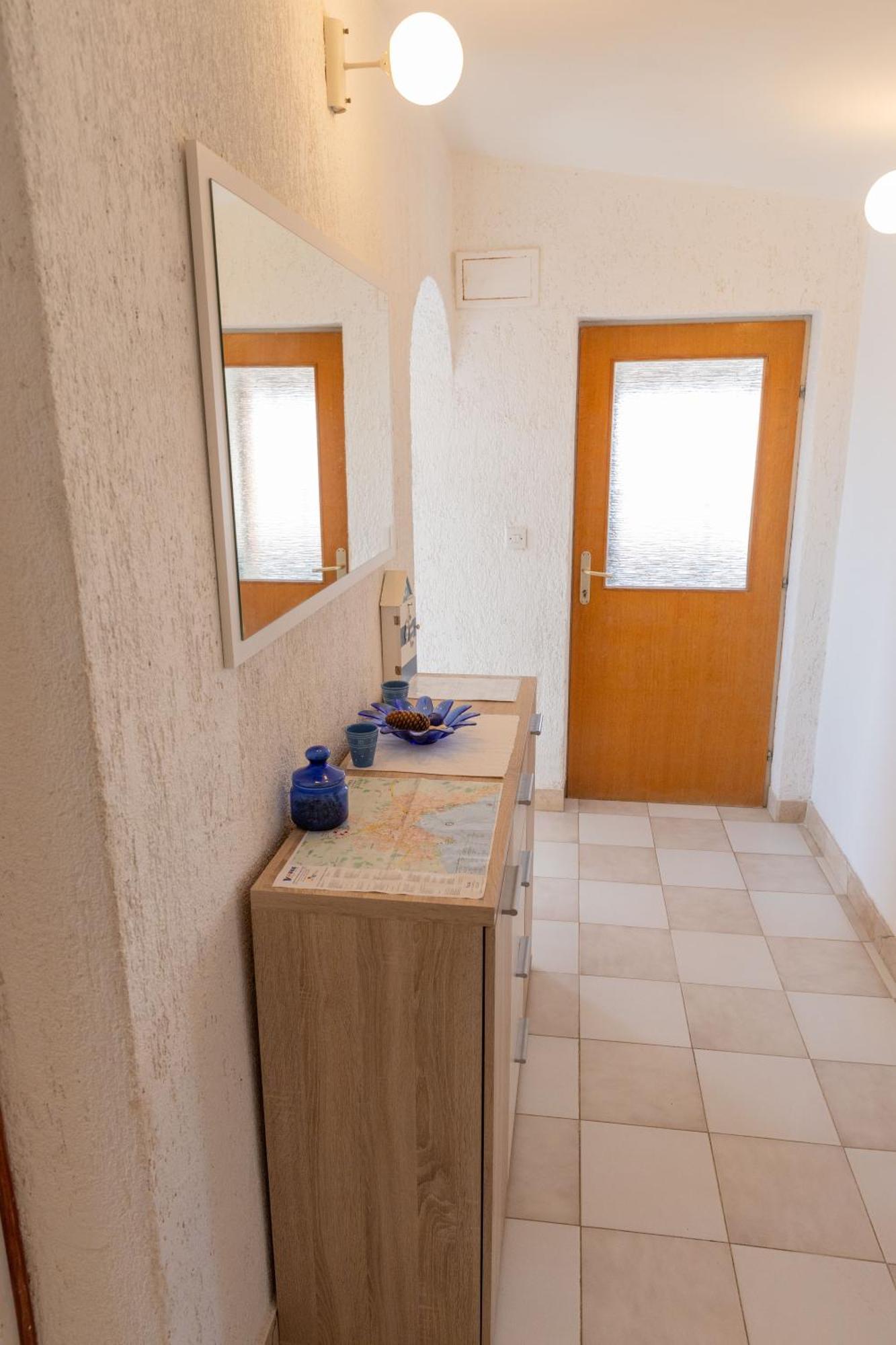 Apartmani Trlaja Vodice Zewnętrze zdjęcie